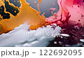 絵具が混ざり合う様子 122692095