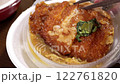 炸豬排蓋飯，便利商店炸豬排蓋飯，放在飯上 122761820