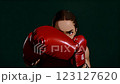 女人在做太極拳 123127620