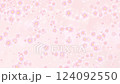 桜　光　淡いピンク背景 124092550