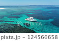 沖縄、チービシ、海、ドローン映像、珊瑚礁、船、ダイビング、シュノーケリング、自然、風景、南国、夏、海 124566658