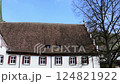 Street corners and traditional architecture in Blaubeuren 124821922