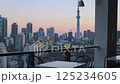 早朝のテラス席から眺める東京スカイツリー／Morning view of Tokyo SkyTree 125234605