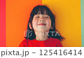 充滿幸福的微笑日本女孩的肖像（孩子，孩子，可愛，有趣，愛） 125416414