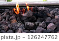 溶岩石の上に揺れる炎のゆらめき 126247762
