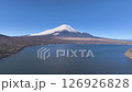 山中湖と富士山の空撮 (前進) 山中湖と富士山の空撮 (前進) 126926828