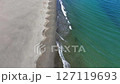 【ドローン空撮】海と砂浜 127119693