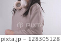 ノリノリなダンス、アップビート、元気な音楽、リズムに乗るなど 128305128