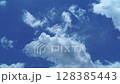 夏空の雲　タイムラプス 128385443