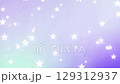夢幻般的循環視頻，星星在紫色漸變背景上翩翩起舞 129312937