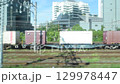 さいたま新都心駅周辺を走行する さいたま新都心駅周辺を走行する 129978447