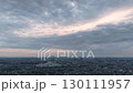 多雲的天空在清晨 130111957