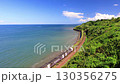 内浦湾（噴火湾）沿いを走る函館本線の特急列車 130356275