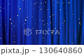藍色窗簾和金色五彩紙屑（可無限循環） 130640860