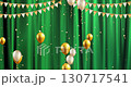 金色和白色氣球和花環的華麗背景（可以無限循環） 130717541