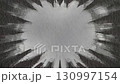 烏雲密布，不祥的恐怖漫畫風格背景和集中的線條動畫 130997154