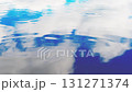 雨滴和水滴在水面上留下美麗的波紋 131271374