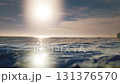 波光粼粼的水面與美麗的天空形成鮮明對比 131376570