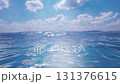循環影片：波光粼粼的水面與美麗的天空形成鮮明對比 131376615