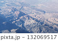 機内から見える壮大な赤い大地 機内から見える壮大な赤い大地 132069517