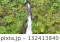 秋保瀑布的強勁水流（從正上方垂直俯瞰） 132413840