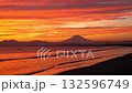 Sunset on Kugenumakaigan and Mt. Fuji 132596749