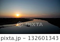 昭和橋からの夕暮れの空と川の風景 タイムラプス 132601343