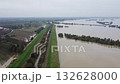 Flooding due to rain and the collapse of the Cadelbosco di Sotto dam, dike, Italiy 132628000