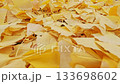 Ginkgo leaves piled up on the ground 133698602