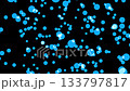 青い泡が水中を舞うアニメーション。夏の水中アクティビティに最適。 133797817