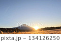 富士山　朝日のタイムラプス 134126250