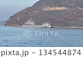 美しい瀬戸内海を航行する輸送艦 134544874