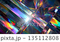 彩色玻璃紋理背景，像棱鏡一樣 135112808
