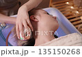 Japanese head spa treatment. 135150268