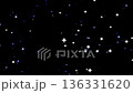 閃亮的背景，粒子，星星，藍白色 136331620