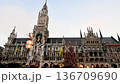 Munich, germany, december 27, 2025. Munich's iconic neues rathaus on marienplatz square during the festive christmas mar 136709690