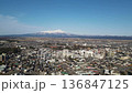 早春の酒田港から望む市街地と鳥海山 136847125