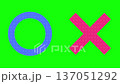 マルとバツのシェイプアニメーション(ドット柄) 137051292