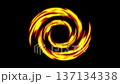 回転するカラフルなスパイラル 137134338