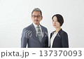 Business men and women 137370093