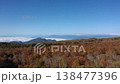 紅葉と雲海 138477396