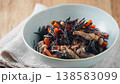 ひじきの煮物 にんじん・大豆・油揚げ入りの和惣菜 138583099