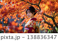 秋の紅葉、美しい着物を纏って佇む日本人女性の上半身ポートレート動画 138836347