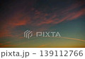 一段美麗的視頻，展現了夜空逐漸被黎明取代的時光流逝。 139112766
