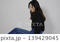 Women in denim fashion 139429045