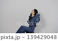 Women in denim fashion 139429048