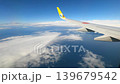 airplane  139679542