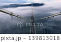 在明石海峽大橋的導覽遊(例如 Bridge World)中,您可以從橋頂俯瞰來來往往的車輛。 在明石海峽大橋的導覽遊(例如 Bridge World)中,您可以從橋頂俯瞰來來往往的車輛。 139813018