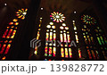 西班牙Sagrada Familia彩色玻璃 139828772