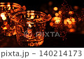 燭光營造出的柔和氛圍（中距離，左側） 140214173